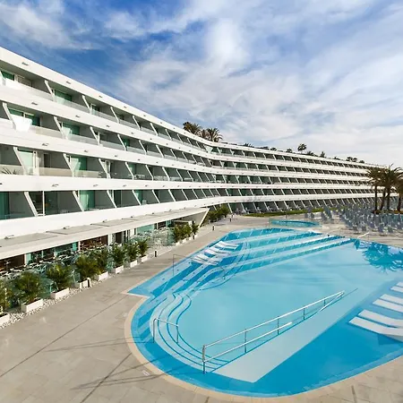 Готель Santa Monica