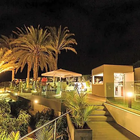 Готель Santa Monica 4*