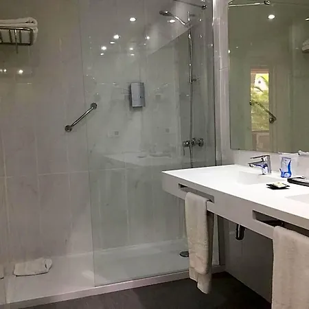Santa Monica 4*
