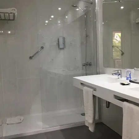 Готель Santa Monica